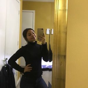 Meet your Posher, Lili